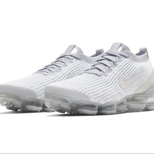 Nike Air VaporMax Flyknit 3 Womens running shoe Size 5.5 , color “Pure Platinum”